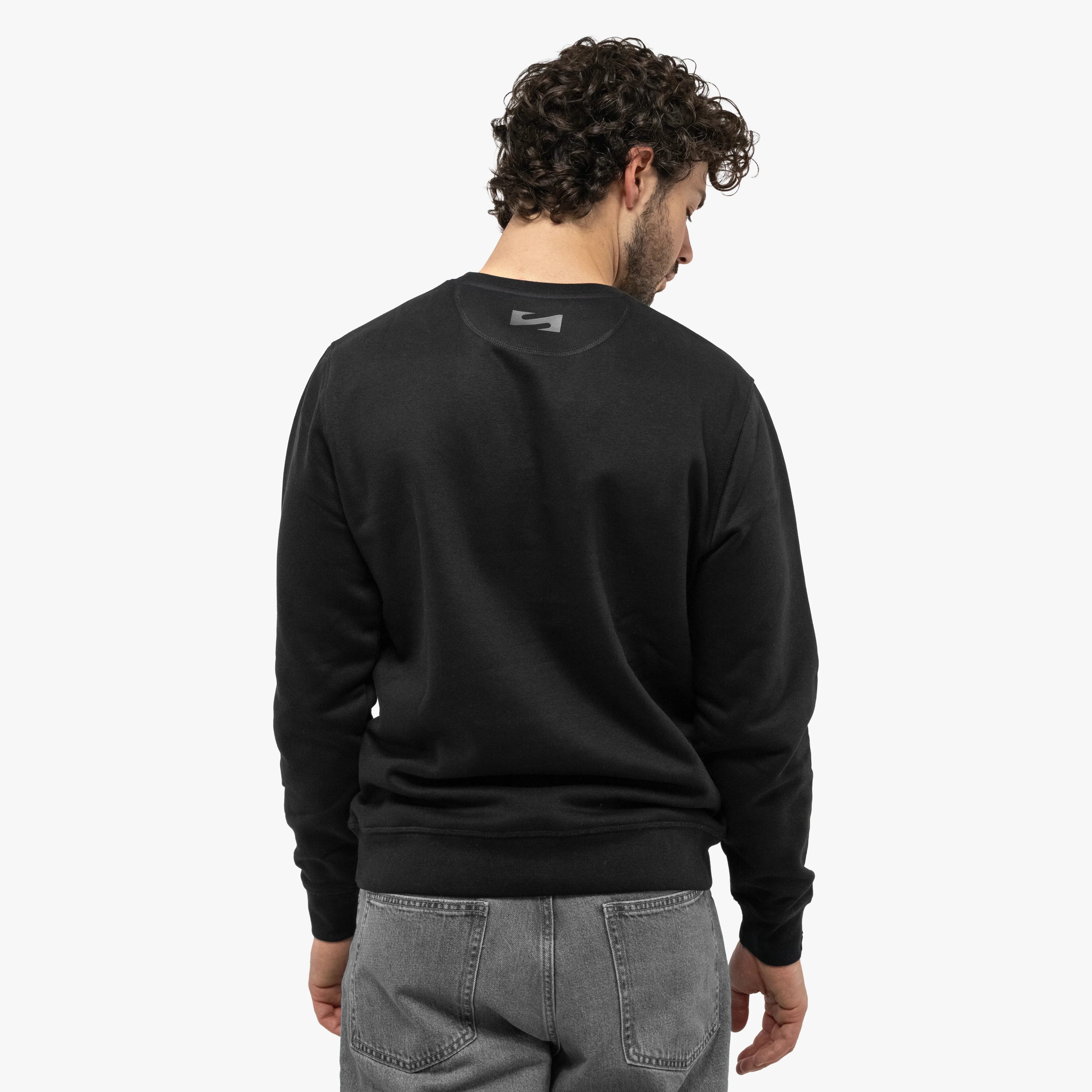 IRON SWEATER - Image 3